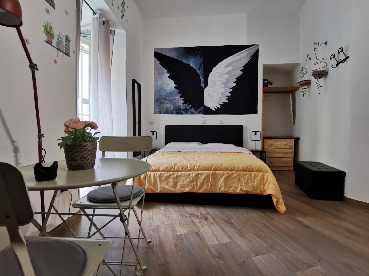 Napoli Centro Studios Buitenkant foto