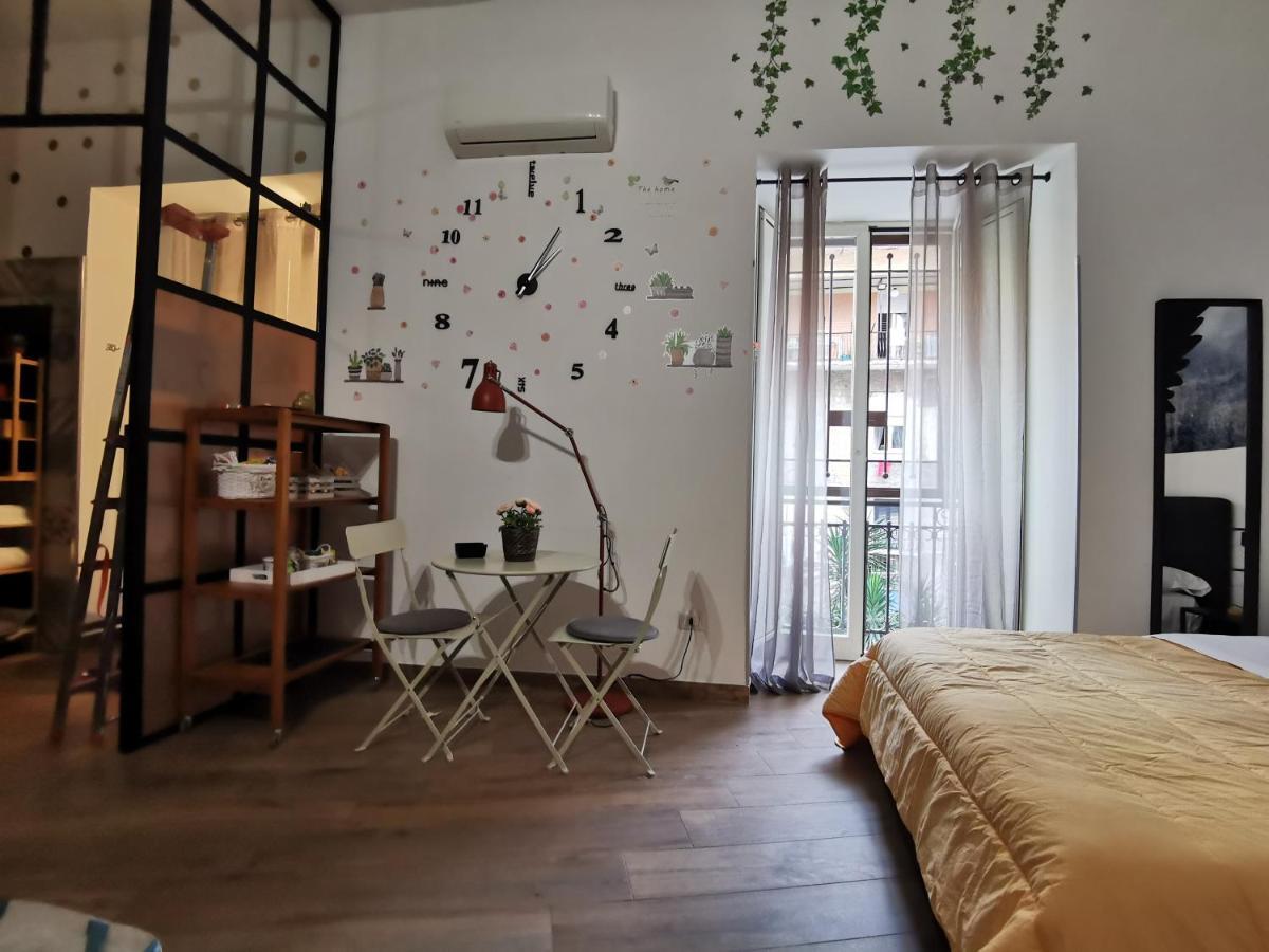 Napoli Centro Studios Buitenkant foto